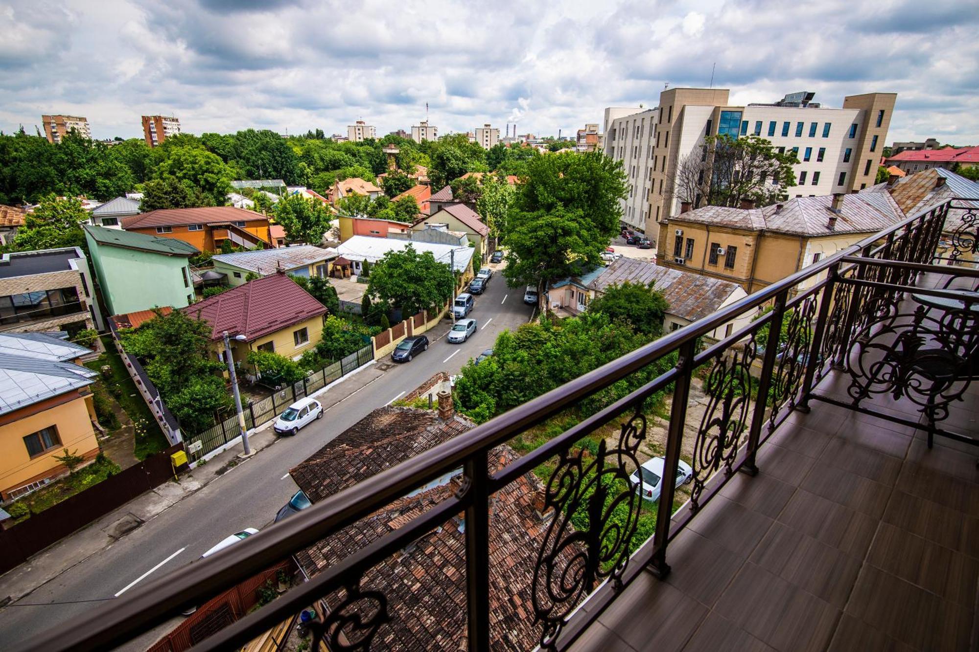Hotel Golden House Крайова Стая снимка